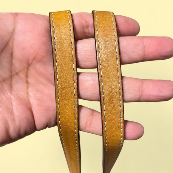 Coach - Picture 5 of 11